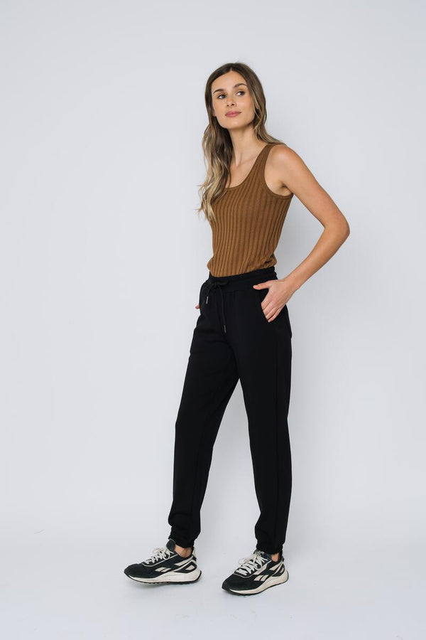 Laina Luxe Fleece Jogger