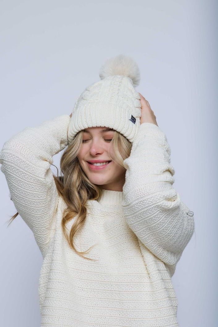 Women's knit toque