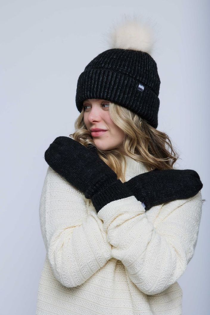 Women's knit toque