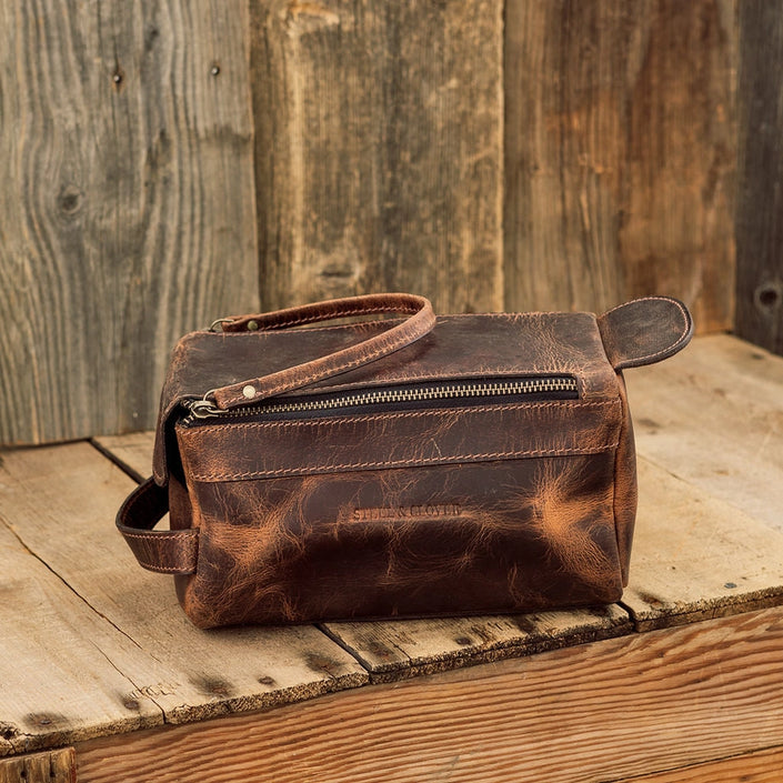 Men's toiletry bag