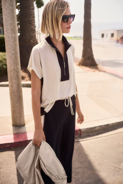 JOSEPH RIBKOFF SILKY KNIT COLOR BLOCK TOP