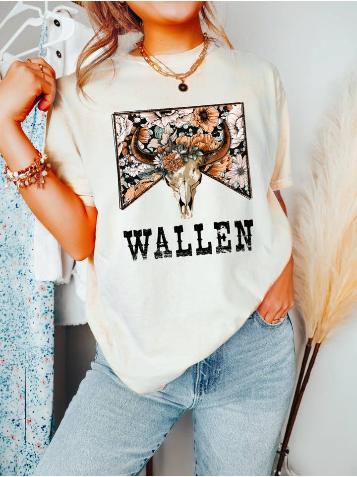 Wallen Graphic Tee