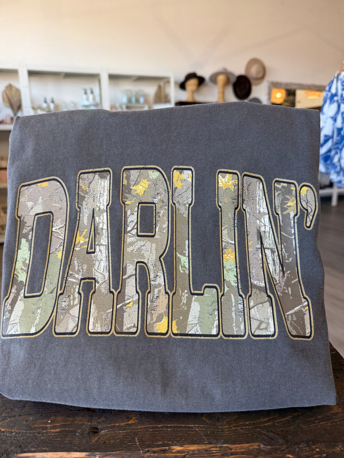 Darlin' Tee