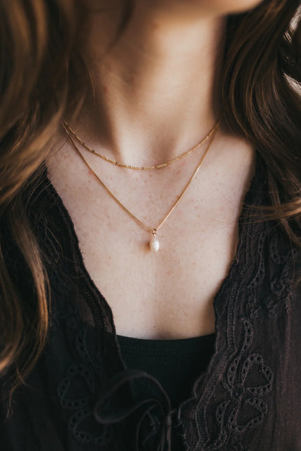 Sydney Rose Pearl Drop neckalce
