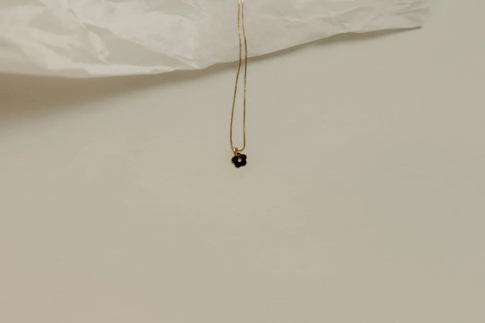 Mini Daisy Necklace