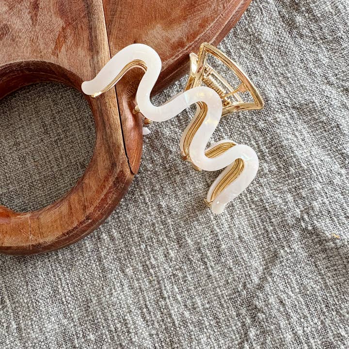 Wavy Gold Claw Clip