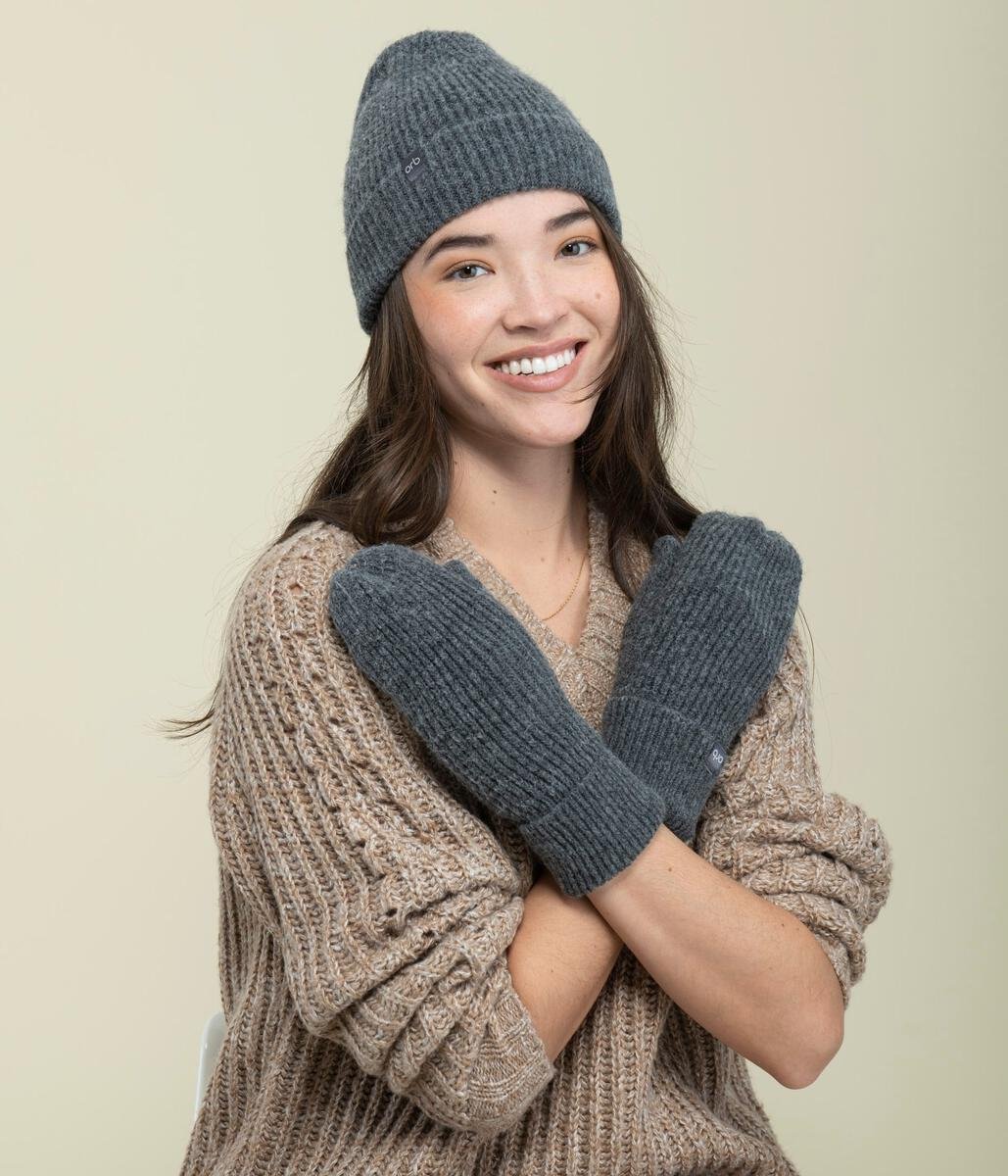 Classic Mitts - Distractions Clothing