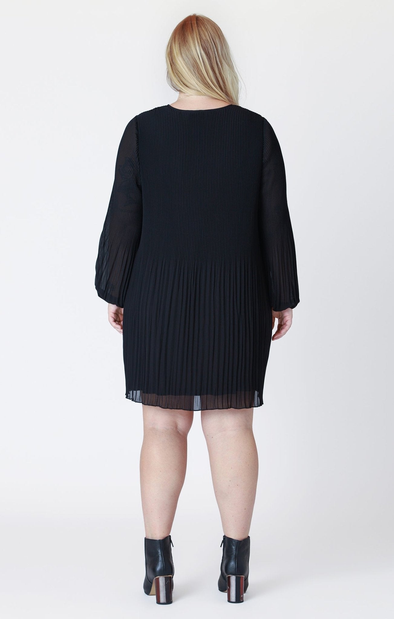 Curvy Rory Pleated Dress - Distractions Clothing