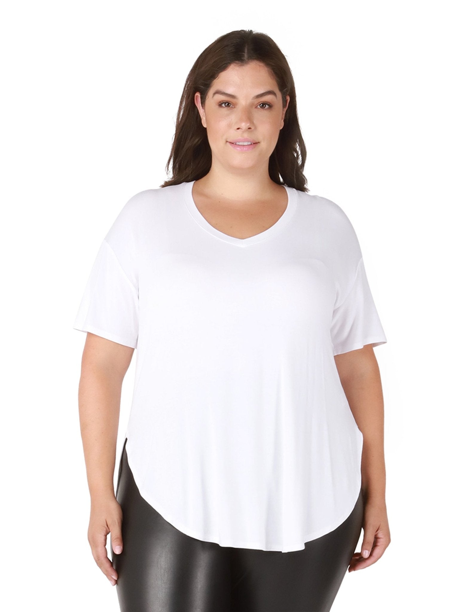 Curvy Round Hem Tee - Distractions Clothing