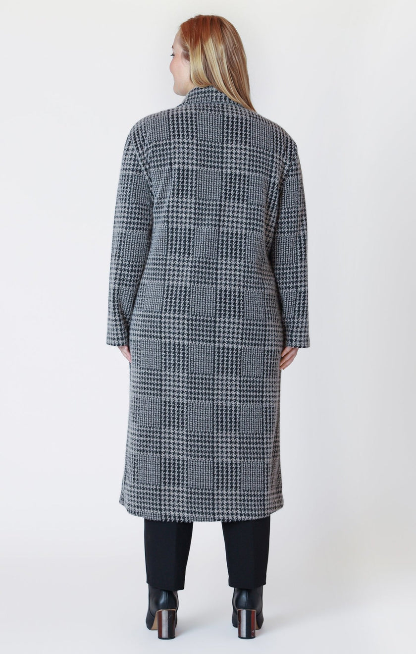 Dakota Curvy Plaid Coat - Distractions Clothing