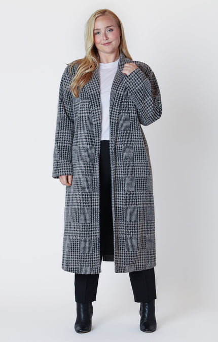 Dakota Curvy Plaid Coat - Distractions Clothing