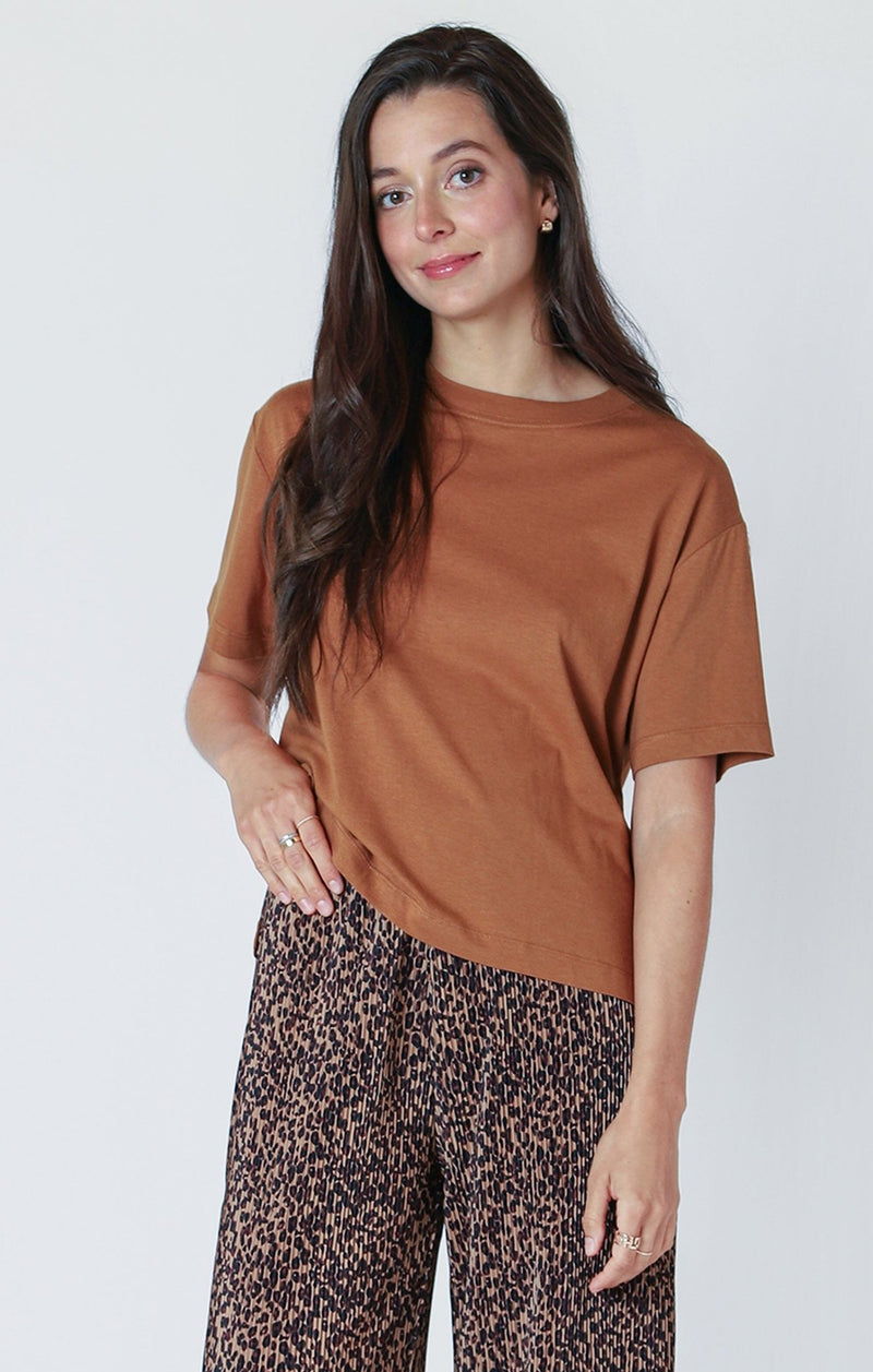 Everly Essential Tee - Distractions Clothing