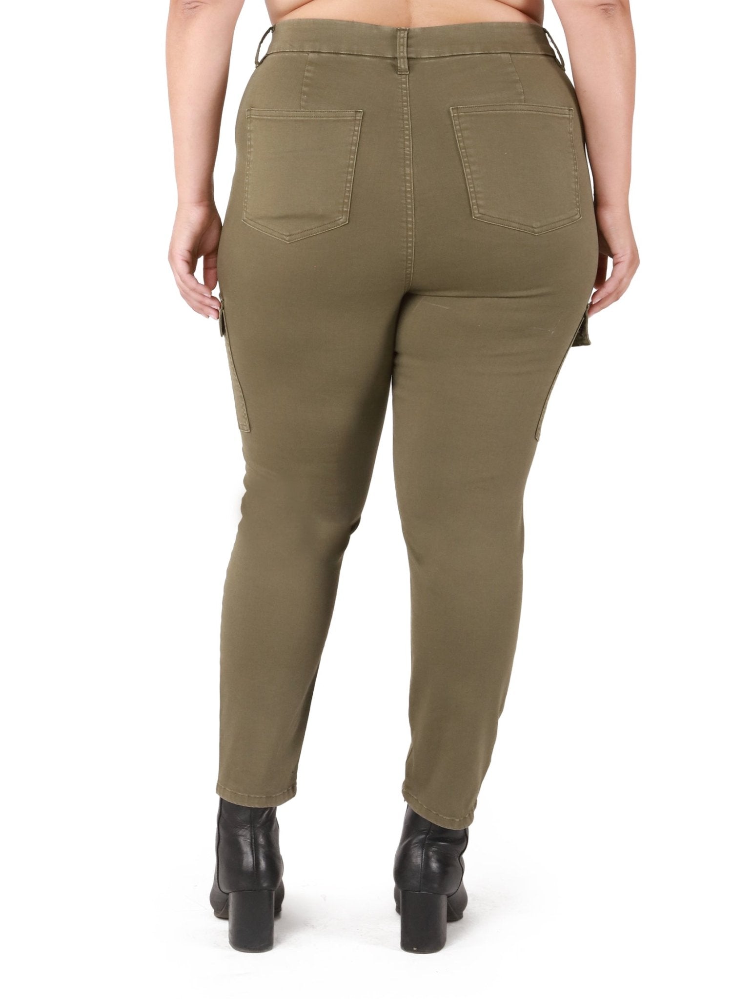 Kelly Curvy Cargo Pant - Distractions Clothing