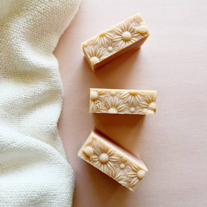 Lavender Mini Daisy Soap - Distractions Clothing