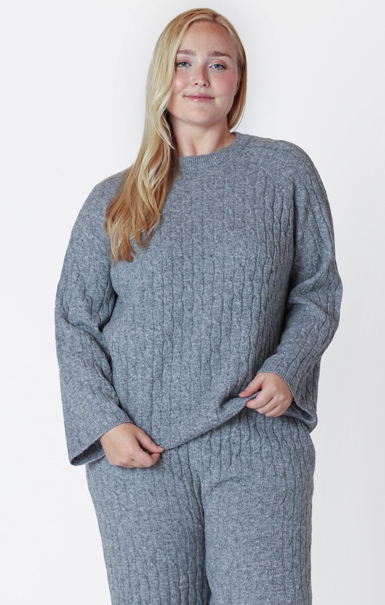 Maia Curvy Cable Knit Sweater - Distractions Clothing