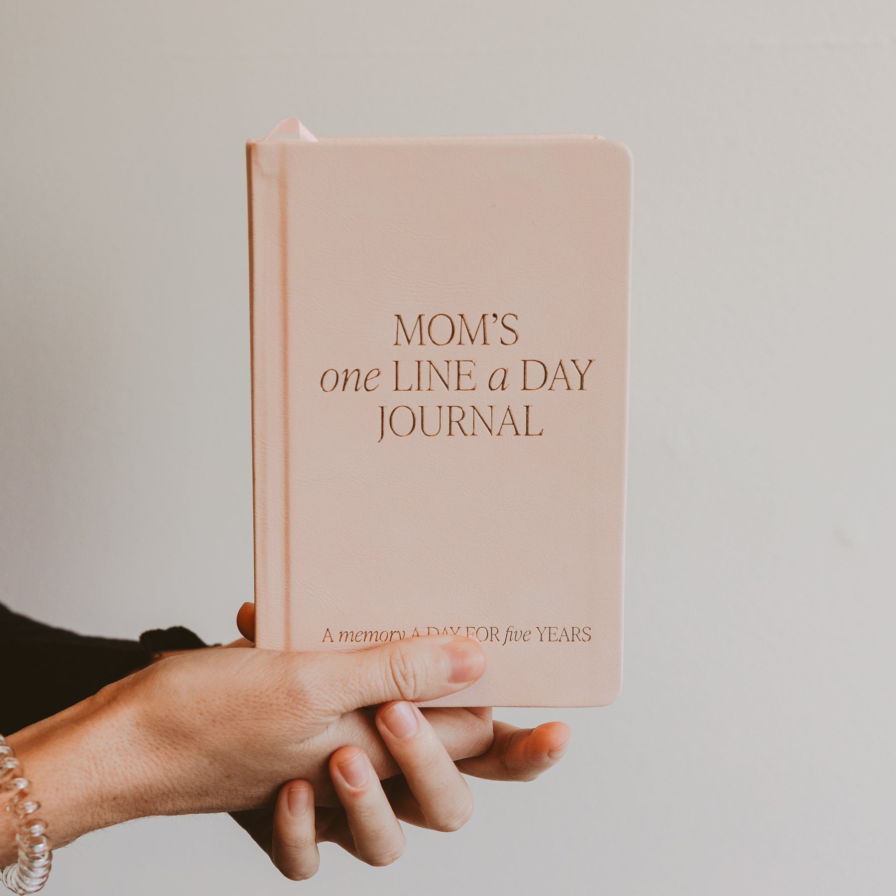 Mom's One Line A Day Leather Journal - Distractions Clothing