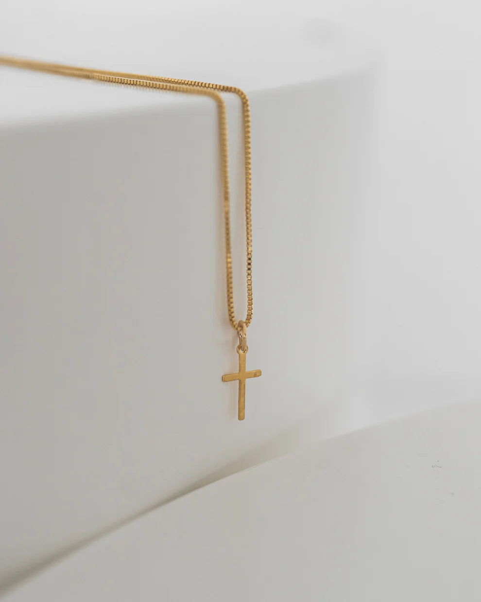 Dainty Cross Necklace