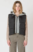 Women's short puffer vest