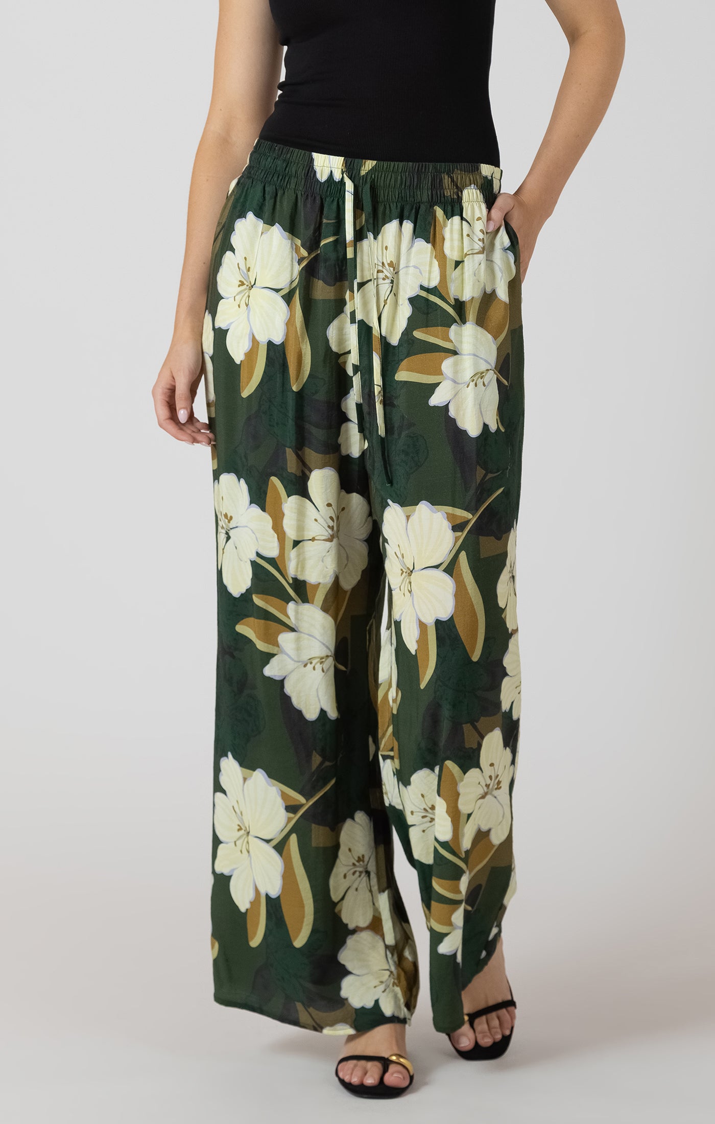 Dex Wide leg flowy pants Palm Blossom