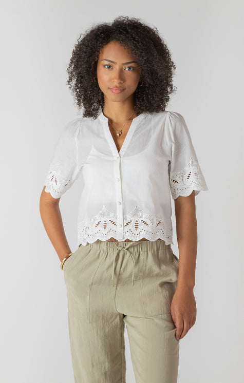 Room 34 Eyelet trim blouse