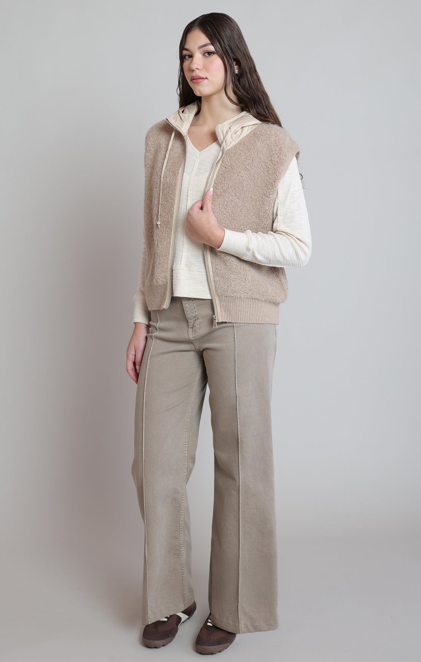 Laurel Vest