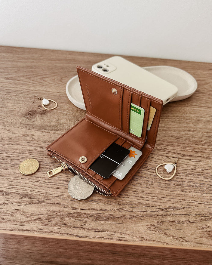 Lily Woven Wallet