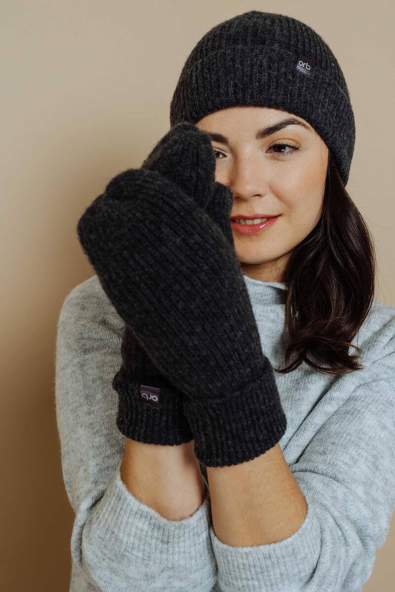 Classic Mitts - Distractions Clothing