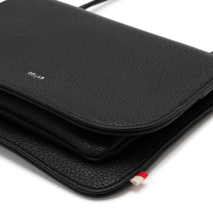 Lola Crossbody - Distractions Clothing