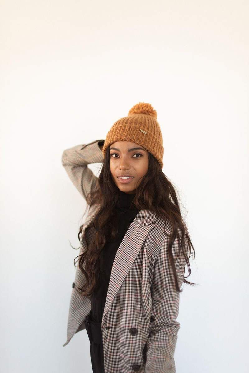 Mo Pom Beanie - Distractions Clothing