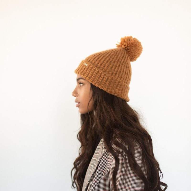 Mo Pom Beanie